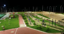 Proyectos que brillan Parque principal / Cupiagua - Colombia